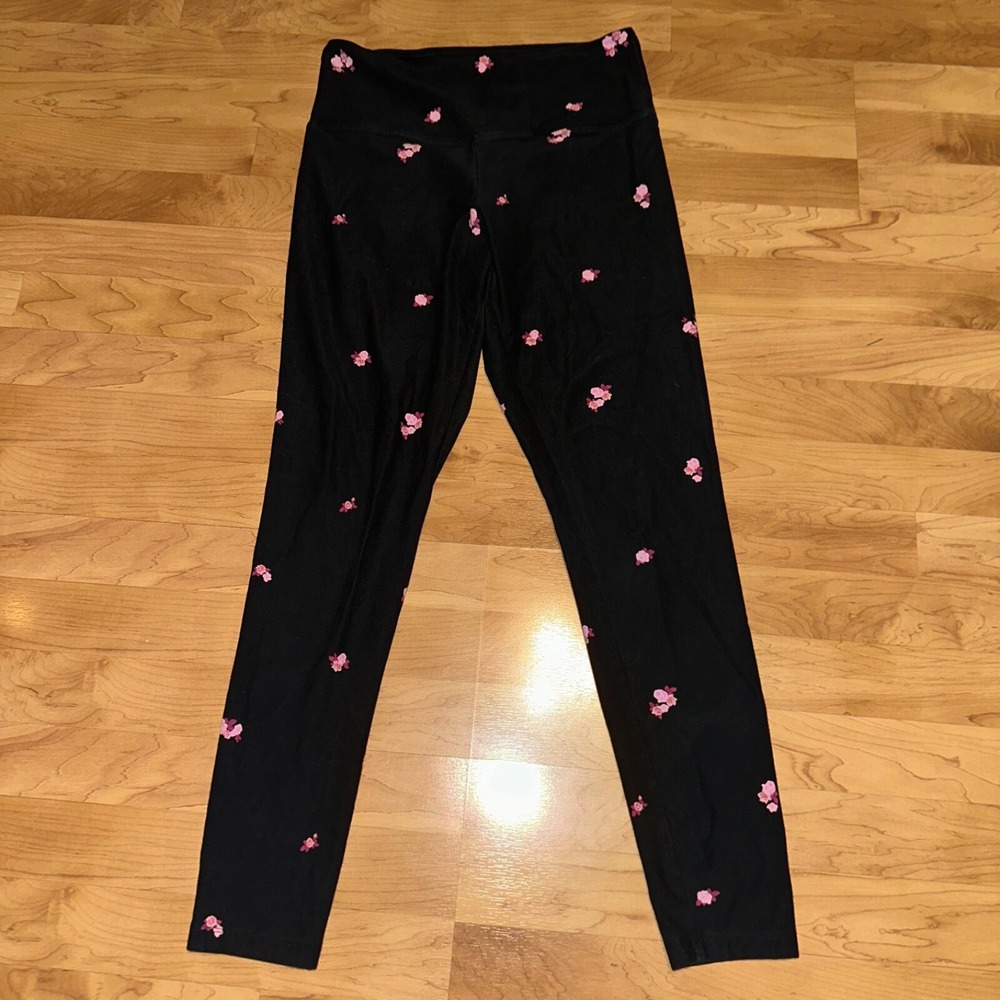 PINK Victoria's‎ Secret Yoga Pants Floral Print. Large